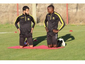 Evkur Yeni Malatyasporlu futbolculardan iddialı açıklamalar