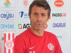 Bülent Korkmaz: "Akhisar maçı zor geçecek ama kazanmak istiyoruz"