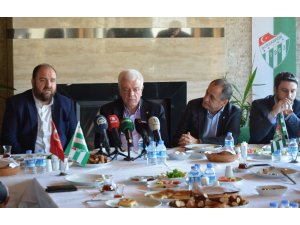 Bursaspor Başkanı Ali Ay: "Mali anlamda sıkıntılıyız"