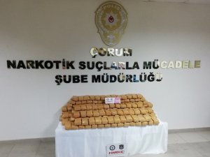 Gıda çuvallarında 110 kilo eroin ele geçirildi