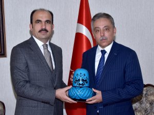 Başkan Altay’dan Vali Toprak’a hayırlı olsun ziyareti