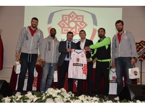 Karesispor İmam hatip öğrencileriyle bir araya geldi