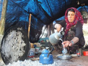 Sarıkeçili Yörükleri kışlaklarına dönüyor