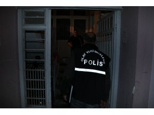 Kayınbaba gelinini dövmek istedi ortalık karıştı: 4 yaralı