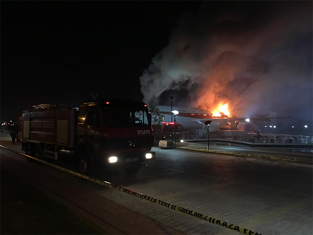 Konya'da uçak restoranda yangın