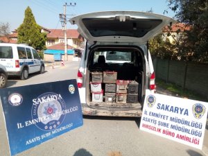 10 adet akü çalan 2 hırsız yakalandı