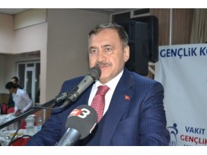 Eski Bakan Veysel Eroğlu: "Dünyanın en büyük siyasi organizasyonu AK Parti’dir"