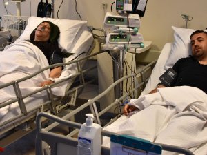 Anne oğluna, ağabey kardeşine umut oldu