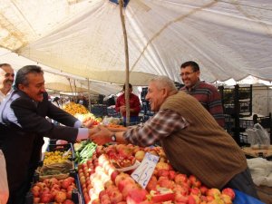 Tutal pazar esnafıyla buluştu