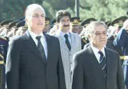 DTP'li vekil İstiklal Marşı'na eşlik etmedi