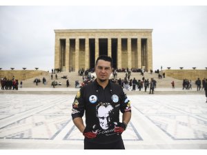 Anıtkabir'e gelmek için 500 kilometre pedal çevirdiler