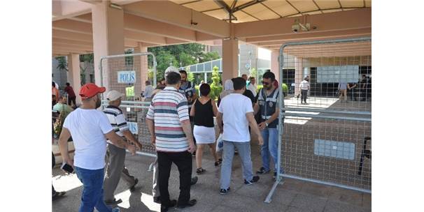 İzmir'deki "askeri casuslukta kumpas" davası