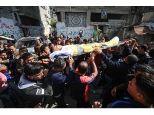 Gazze genç şehidini uğurladı