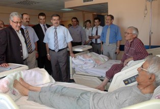 Selçuklu Tıp’ta ilk ameliyat yapıldı