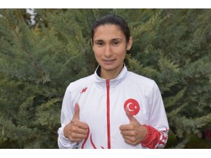 Milli atlet Esma Aydemir, 2020 Tokyo Olimpiyatları’nda yarışacak