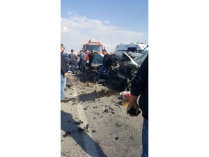 Afyonkarahisar’da trafik kazası, 2 ölü, 3 yaralı