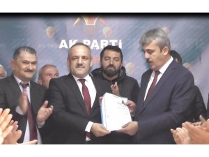 AK Parti’de aday adayları vitrine çıkmaya başladı