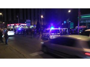 Bahçelivler’de silahlı kavga: 1 polis yaralı