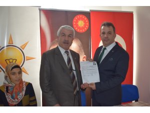 İskenderoğlu, AK Parti’de Akçadağ’da aday adayı oldu
