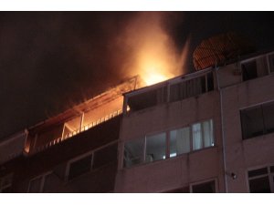 Kağıthane’de korkutan yangın