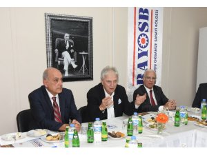 Sanayiciler elektrik ve doğalgazda indirim istiyor