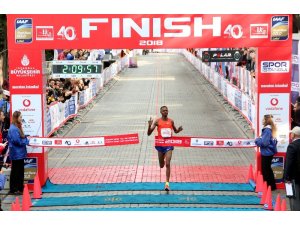 Vodafone İstanbul Maratonu’nda zafer Kenyalı atletlerin
