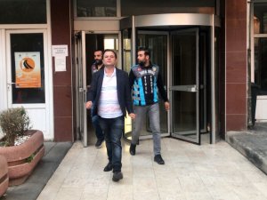 Turisti taciz edip dolandırmaya çalışan taksici yakalandı