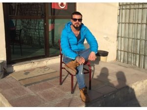 Sokakta çıkan silahlı kavga kanlı bitti: 1 ölü