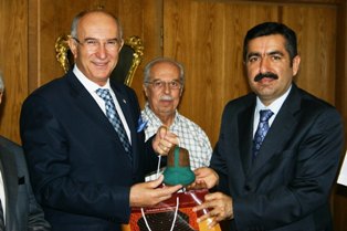 Küçükali'den Vali Doğan'a ziyaret