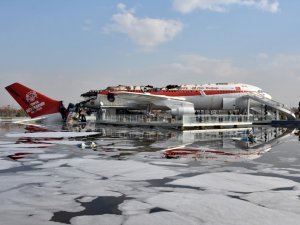 Uçak restorandaki yangının nedeni belli oldu