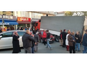 GÜNCELLEME- Freni patlayan kamyon 10 araca çarptı