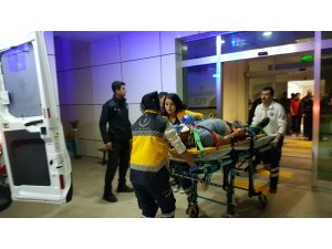 TEM’de emniyet şeridinde durarak otomobilinden inen sürücüye tır çarptı