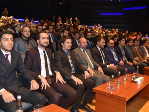 “Gençlerimiz sorumluluk bilinciyle geleceği inşa edecekler”