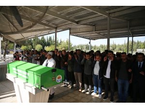 Adana'da balkondan düşen çocuğun cenazesi toprağa verildi