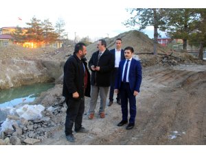 Kaymakam Bulut, okul inşaatını inceledi