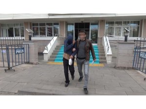 Uyuşturucu satarken suçüstü yakalanan şahıs tutuklandı