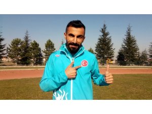 Milli atlet Cihat Ulus, iki yıllık sakatlığının ardından Balkan şampiyonu oldu