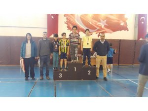 10 Kasım Masa Tenisi ve Atatürk Kupası müsabakaları