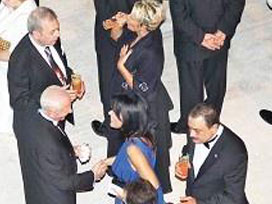 Güçlü ordu böyle mi olunur?