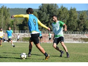 Lider Aliağaspor’un hedefi galibiyetleri sürdürmek
