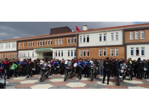 Engelleri ’polislik’ hayaline engel olmadı