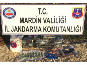 Mısır tarlasında 55 kilogram patlayıcı ele geçirildi