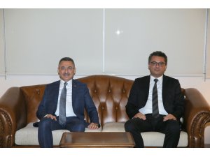 Cumhurbaşkanı Yardımcısı Oktay KKTC'ye geldi