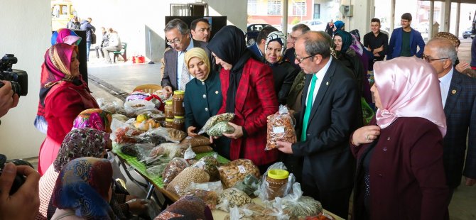 Meramlıların doğal ürünleri Melikşah Pazarı’nda