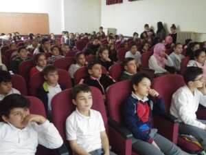 Beyşehir'de öğrencilere eğitim semineri