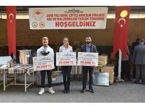 Genç arıcılara büyük destek