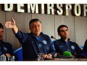 Yılmaz Vural: "Adana Demirspor’u 24 yıl sonra Süper Lig’e çıkarmak için geldik"