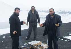 Karlı havaya rağmen Meke'de piknik