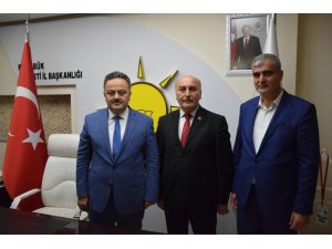 Sözen, yeniden AK Parti’de