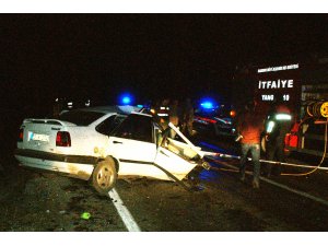 Samsun'da  tır ile otomobil çarpıştı: 2 ölü 2 yaralı